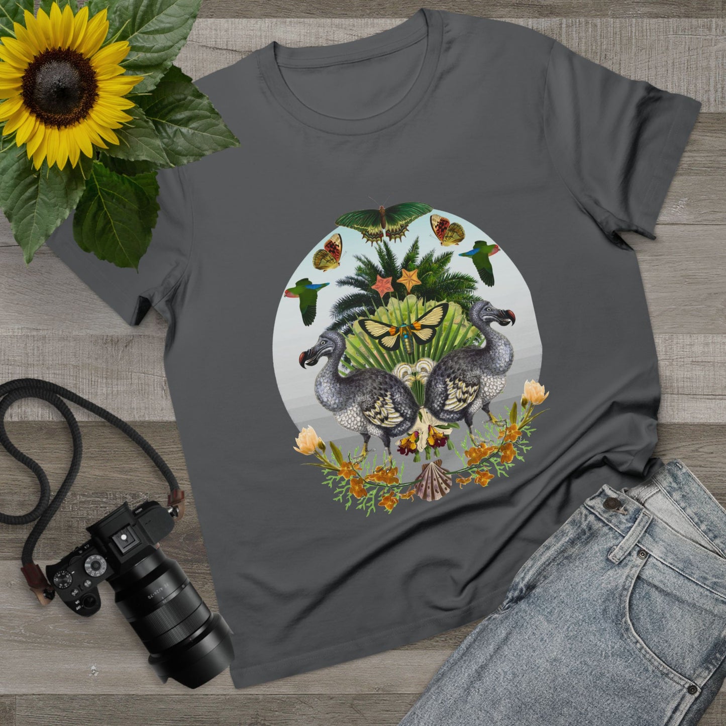 Dodo Paradise - Women’s Tee
