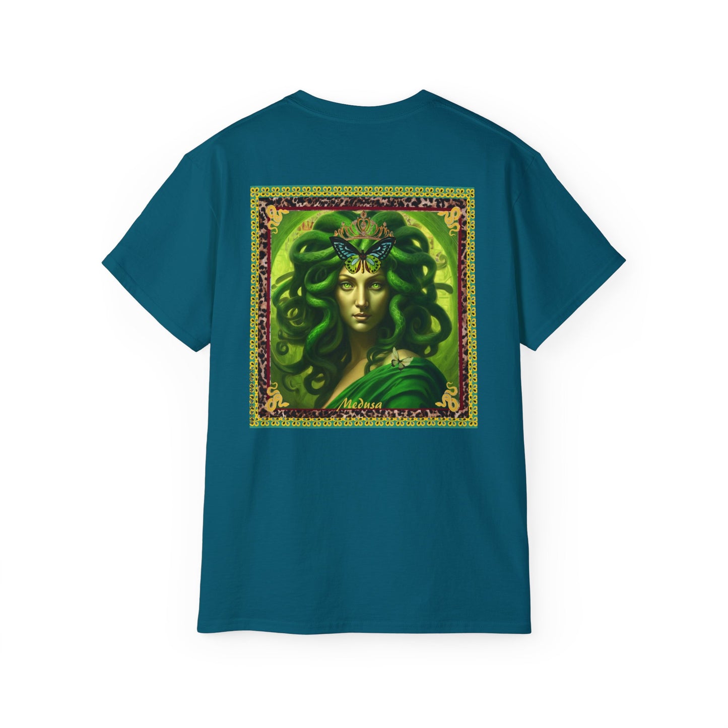 Medusa - Unisex Ultra Cotton Tee Crew-neck