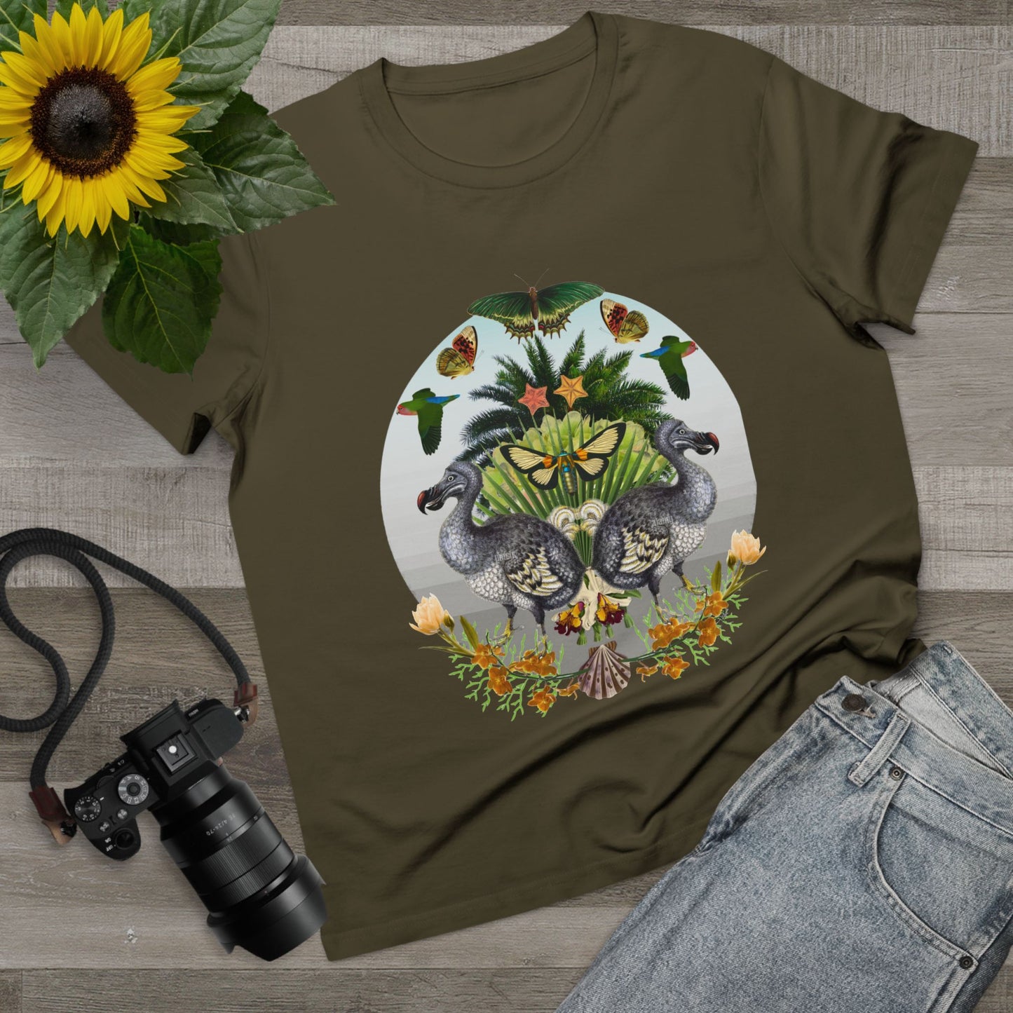 Dodo Paradise - Women’s Tee